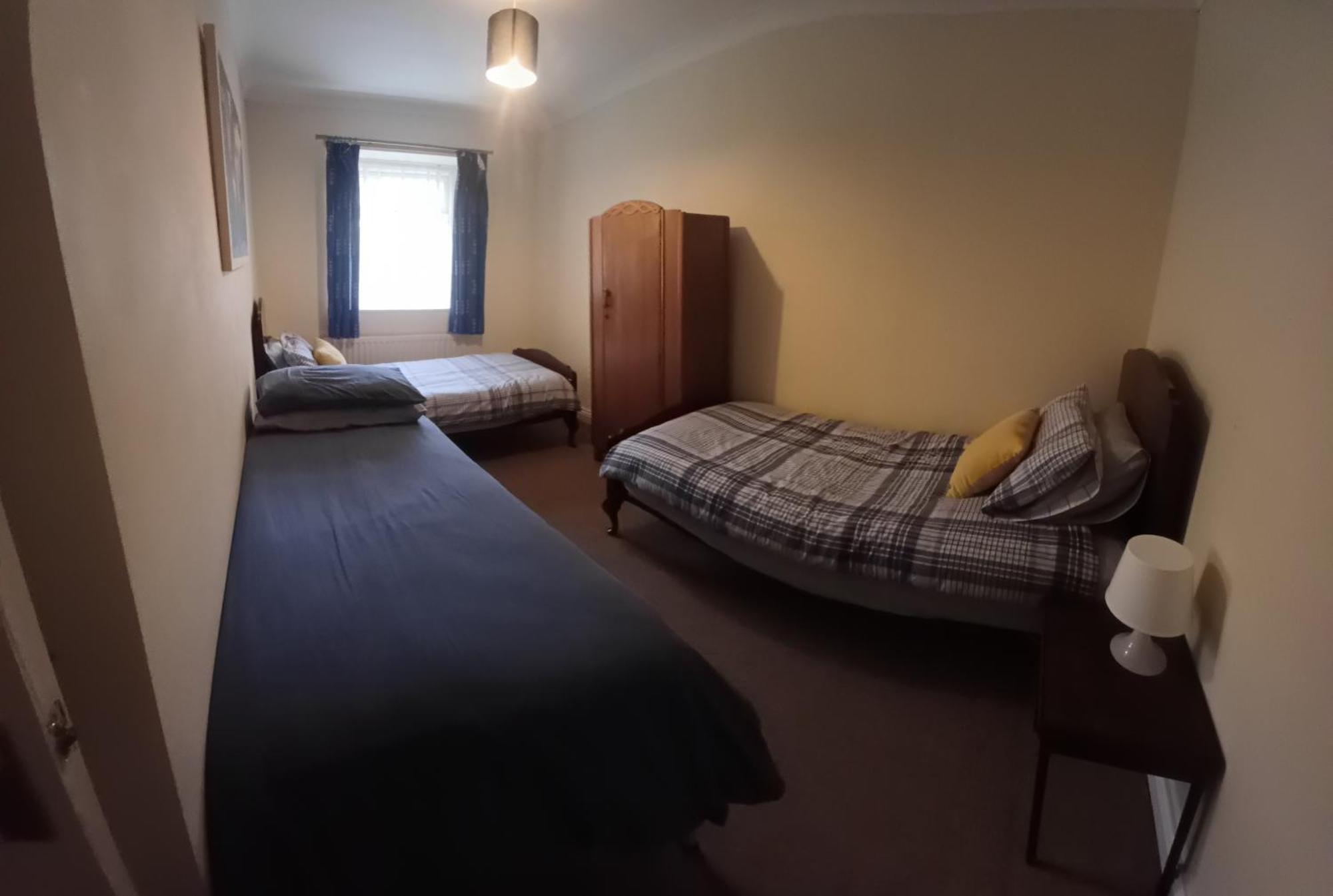 Large Countryside Home Tow Law Экстерьер фото